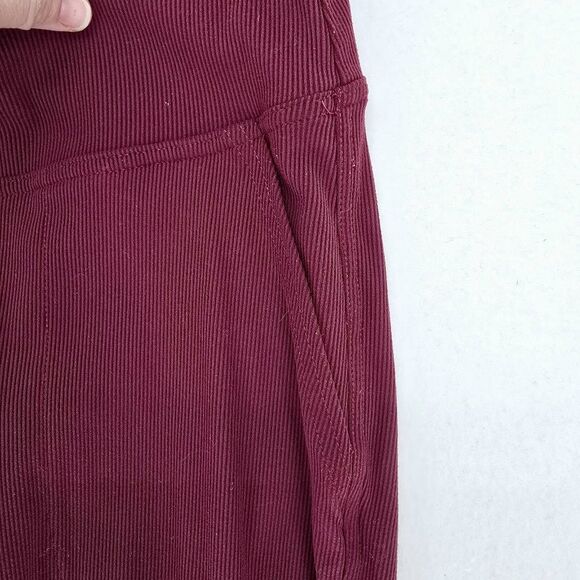 Outdoor Voices Ribbed SuperForm Flare Pants Burgundy XS - Picture 3 of 5